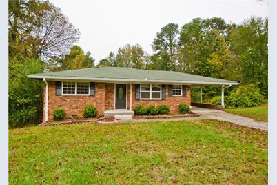 141 Cooper Lake Rd Mableton Ga 30126 Mls 6633312 Coldwell Banker