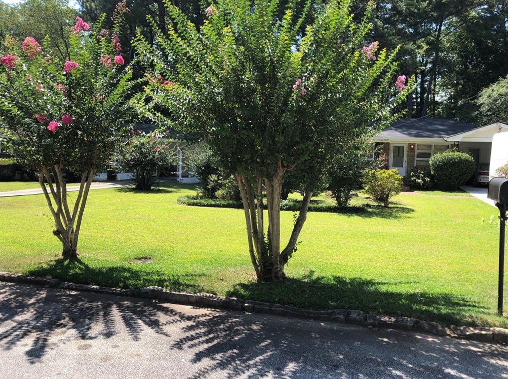 2077 Barbara Ln, Decatur GA  30032-5917 exterior