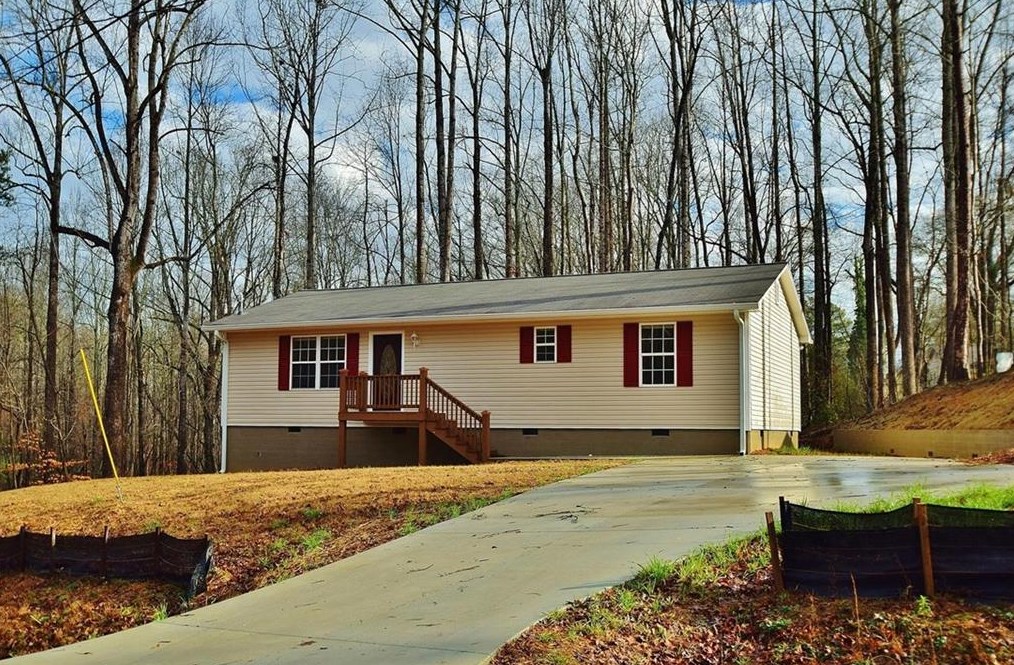 2620 Shady Valley Rd, Gainesville GA  30507-7884 exterior