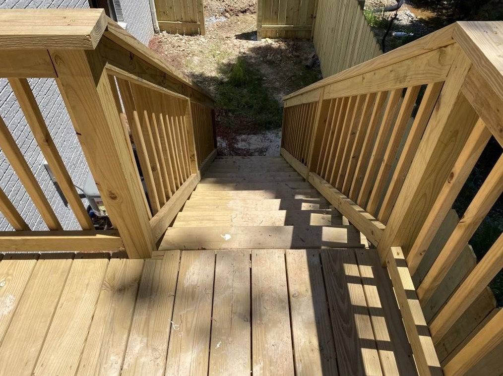 2323 Ward St, Smyrna GA 30080-1905 exterior