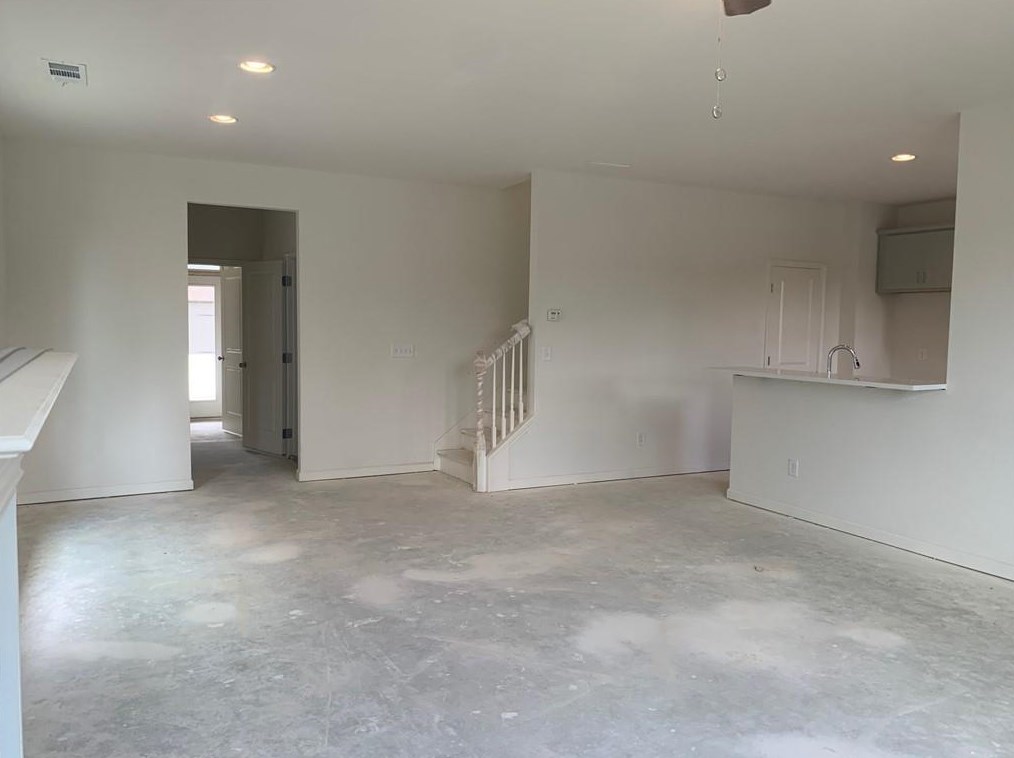 838 Regal Ln, Atlanta GA 30331-8633 exterior