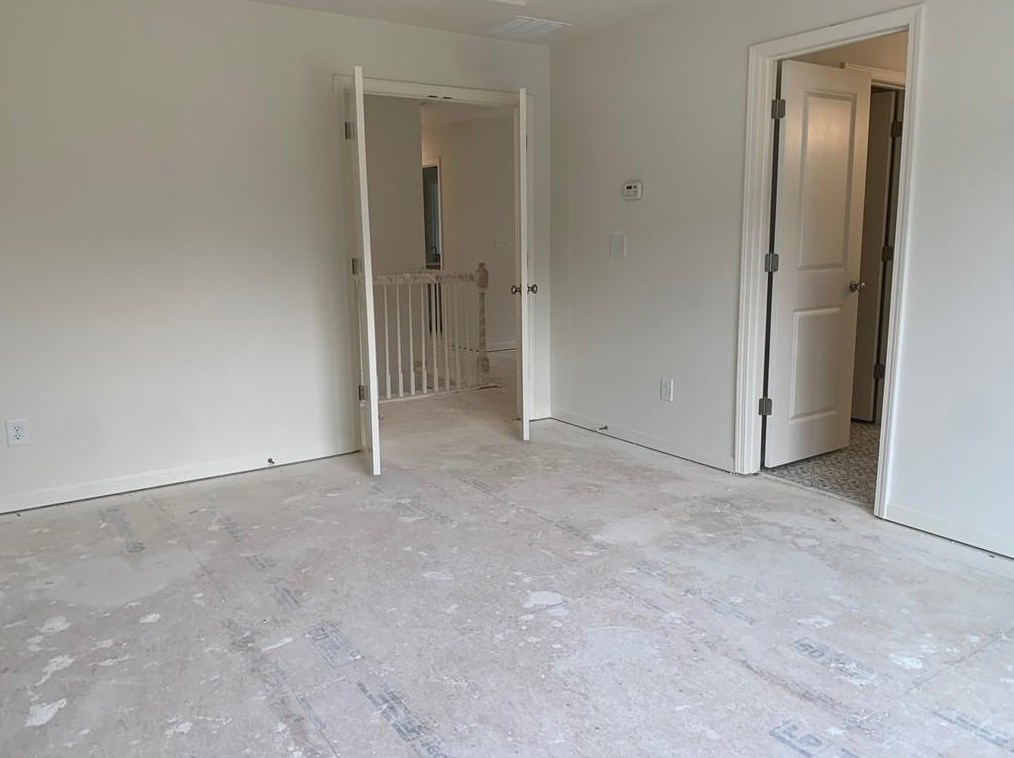 838 Regal Ln, Atlanta GA 30331-8633 exterior