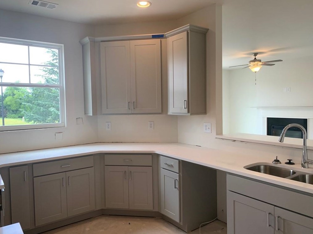 838 Regal Ln, Atlanta GA 30331-8633 exterior