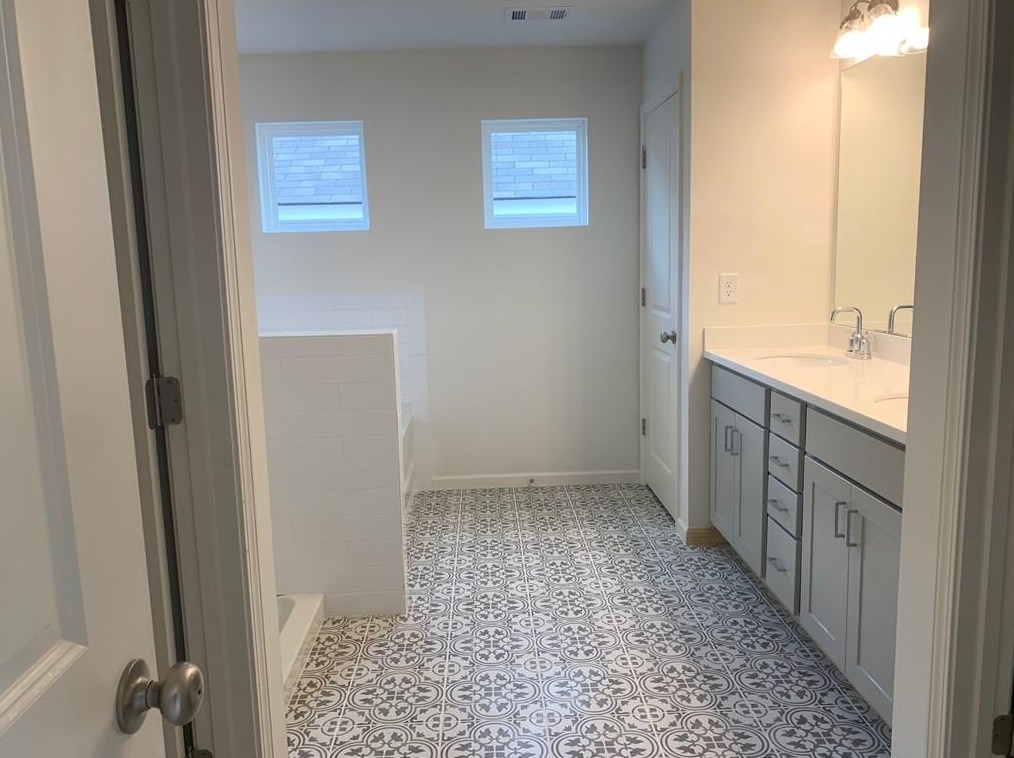 838 Regal Ln, Atlanta GA 30331-8633 exterior