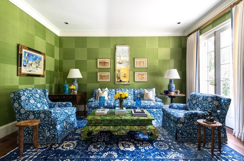 2841 Vernon Rd, Atlanta GA  30305-2934 exterior