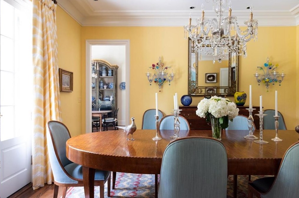 2841 Vernon Rd, Atlanta GA  30305-2934 exterior