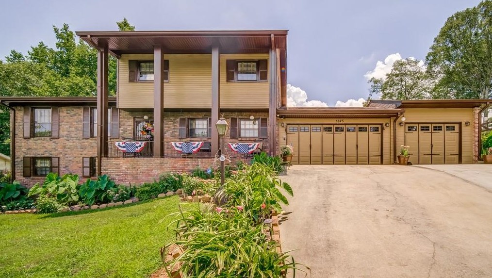 3625 Rainbow Dr, Decatur GA 30034-1920 exterior