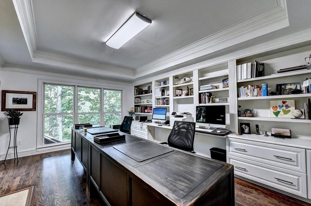 4218 Wieuca Overlook, Atlanta GA  30342-3447 exterior