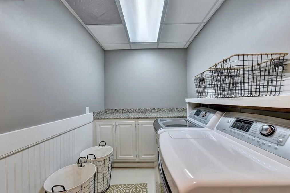 4218 Wieuca Overlook, Atlanta GA  30342-3447 exterior