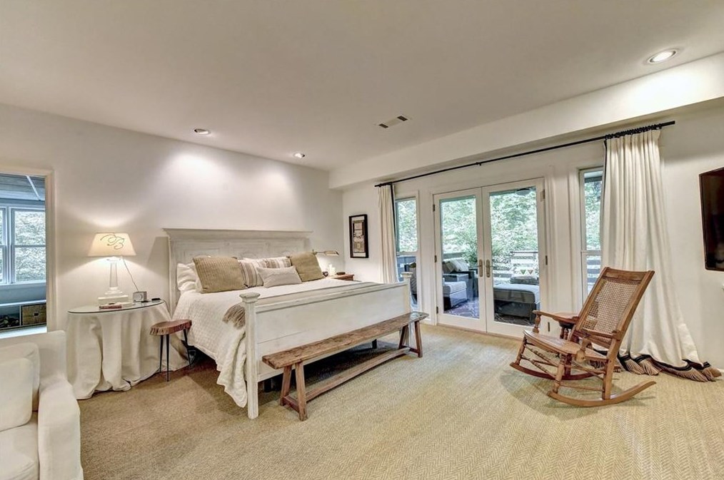 4218 Wieuca Overlook, Atlanta GA  30342-3447 exterior