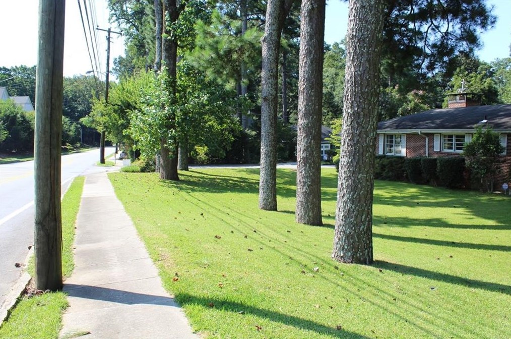 1970 Roxboro Rd, Atlanta GA 30324-2543 exterior