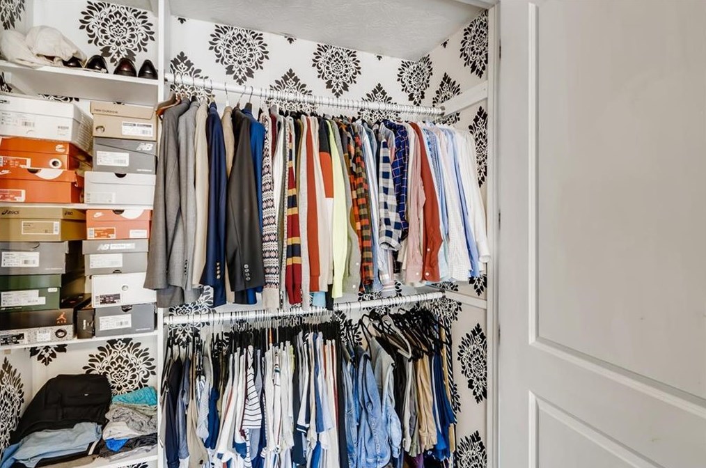 2 Queen Anne Pl, Atlanta GA exterior