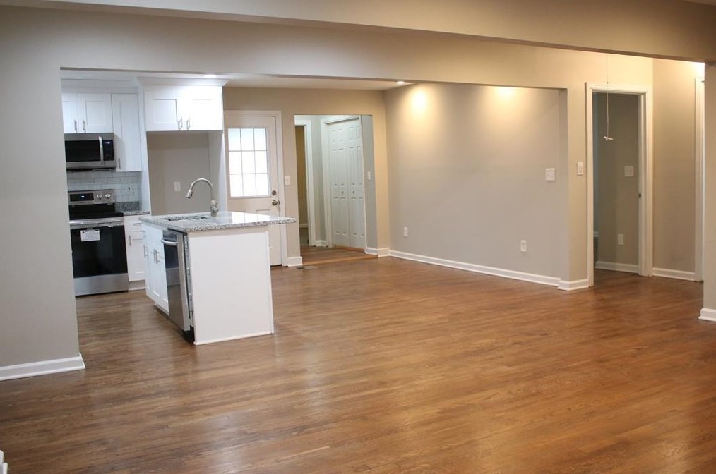 2277 Pryor Rd, Atlanta GA 30315-3725 exterior