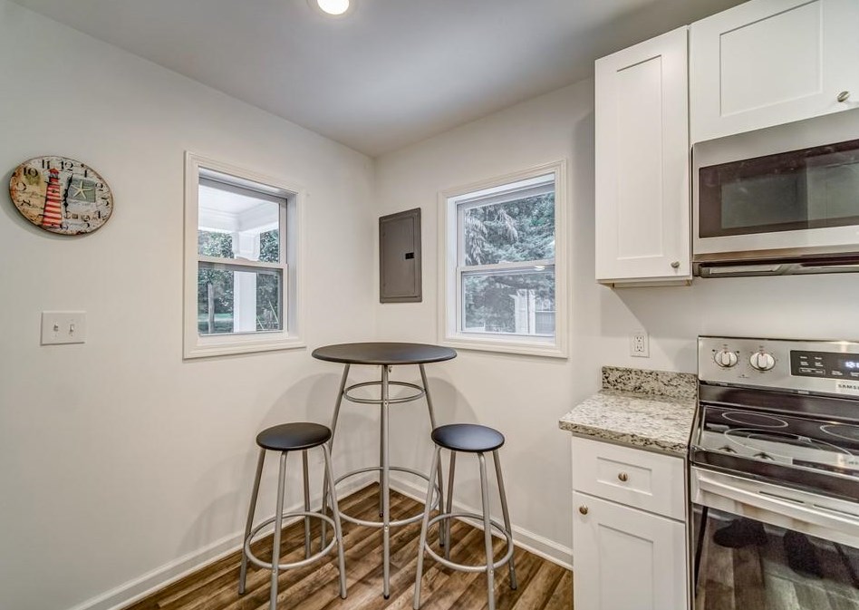 107 Whitaker Cir, Atlanta GA  30314-1805 exterior