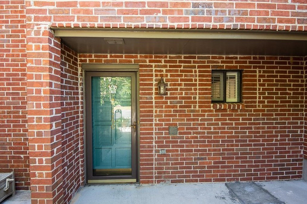 2260 Pernoshal Ct, Atlanta GA 30338-6448 exterior