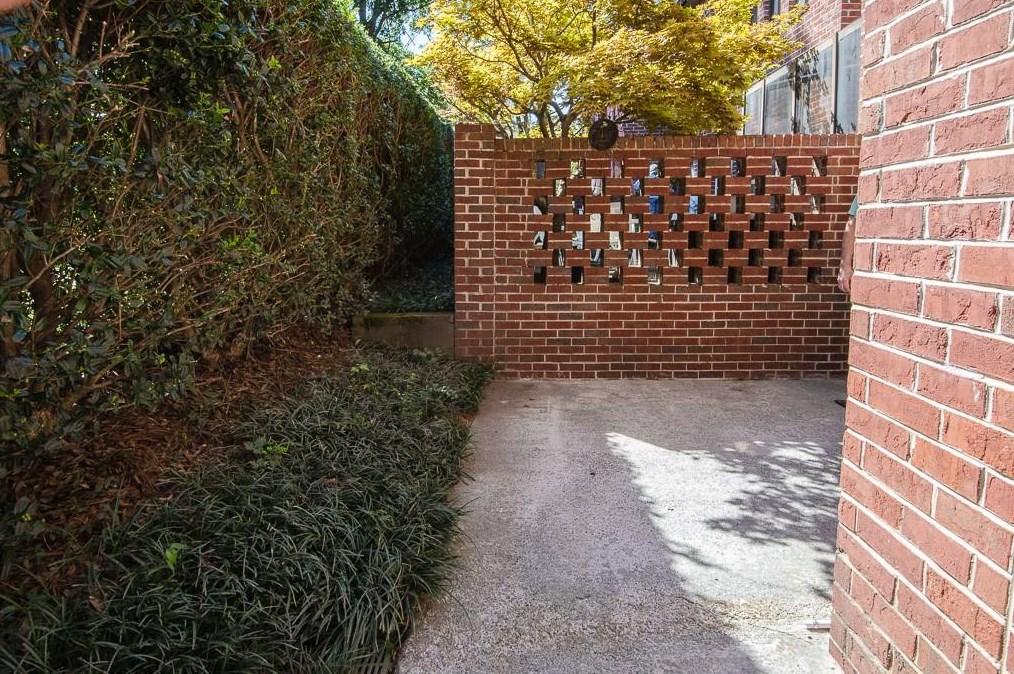 2260 Pernoshal Ct, Atlanta GA 30338-6448 exterior