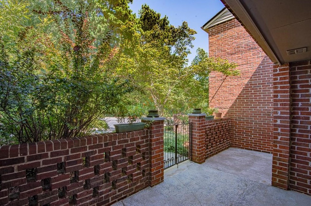 2260 Pernoshal Ct, Atlanta GA 30338-6448 exterior