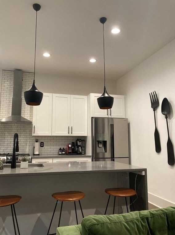 325 Sisson Ave, Atlanta GA 30317-1421 exterior