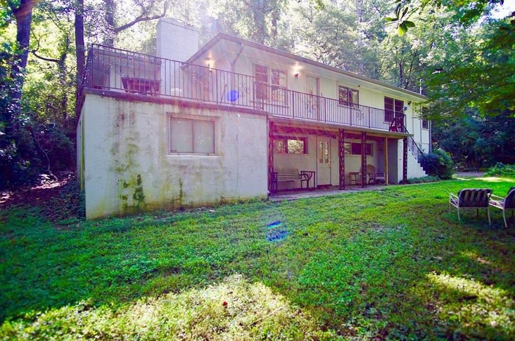 351 Parkwood Rd, Decatur GA  30030-2824 exterior