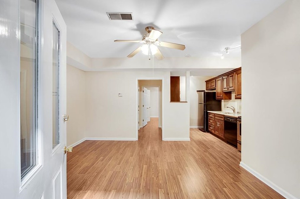 80 Waddell St, Atlanta GA  30307-2465 exterior