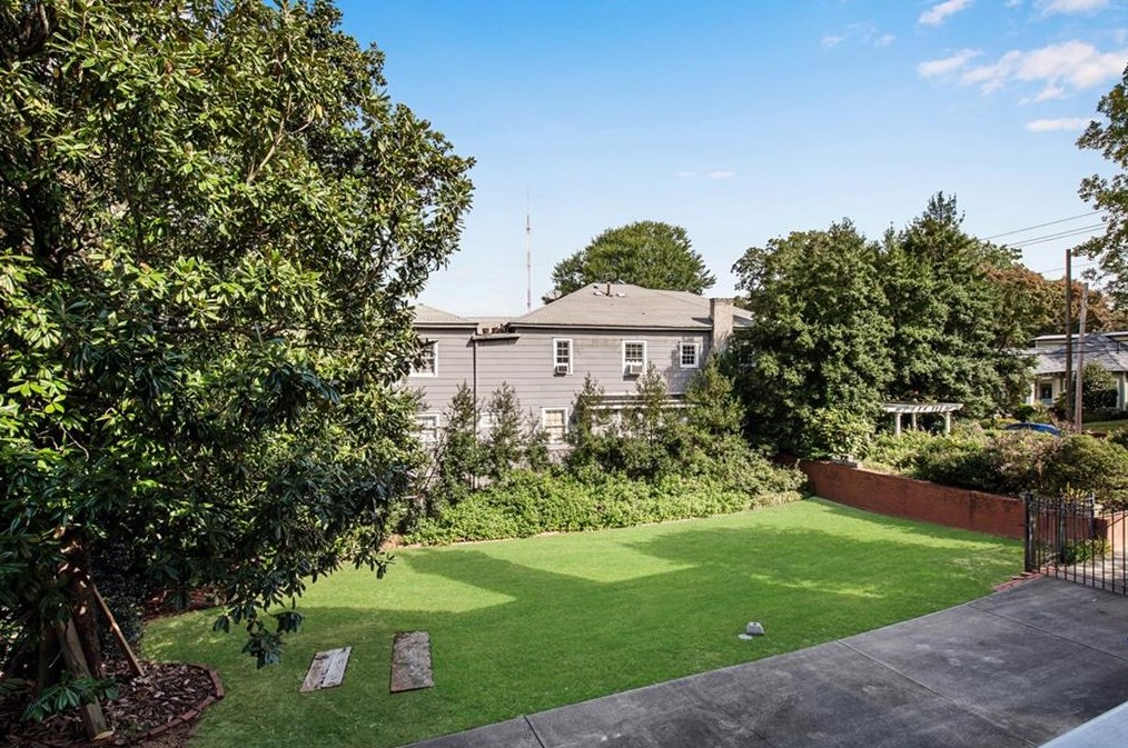 80 Waddell St, Atlanta GA  30307-2465 exterior