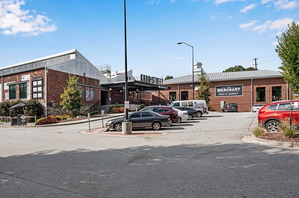 80 Waddell St, Atlanta GA  30307-2465 exterior