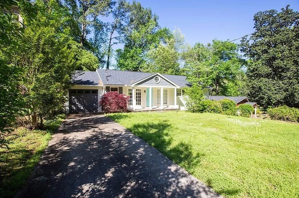 1767 Warren Ct, Atlanta GA  30318-1457 exterior