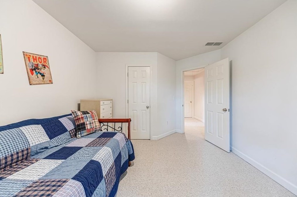 1142 Waldorfs Ct, Decatur GA  30033-3439 exterior