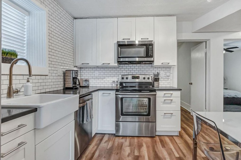 118 Hickory St, Decatur GA 30032 exterior