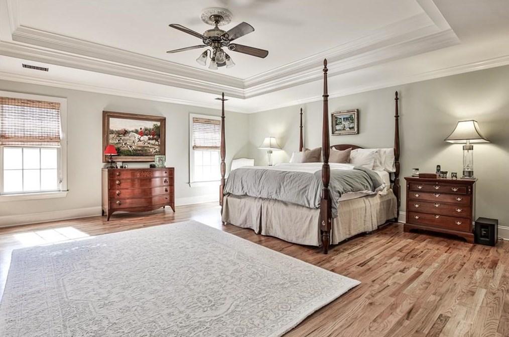 1015 Wescott Ln, Atlanta GA  30319-4328 exterior