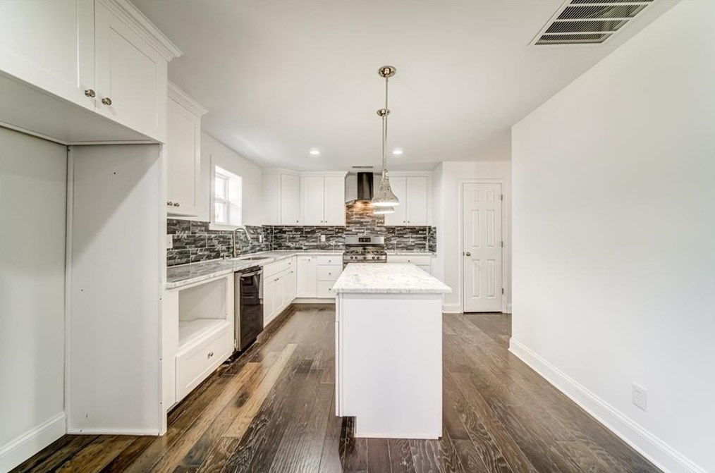 1971 Willa Dr, Decatur GA 30032-4267 exterior