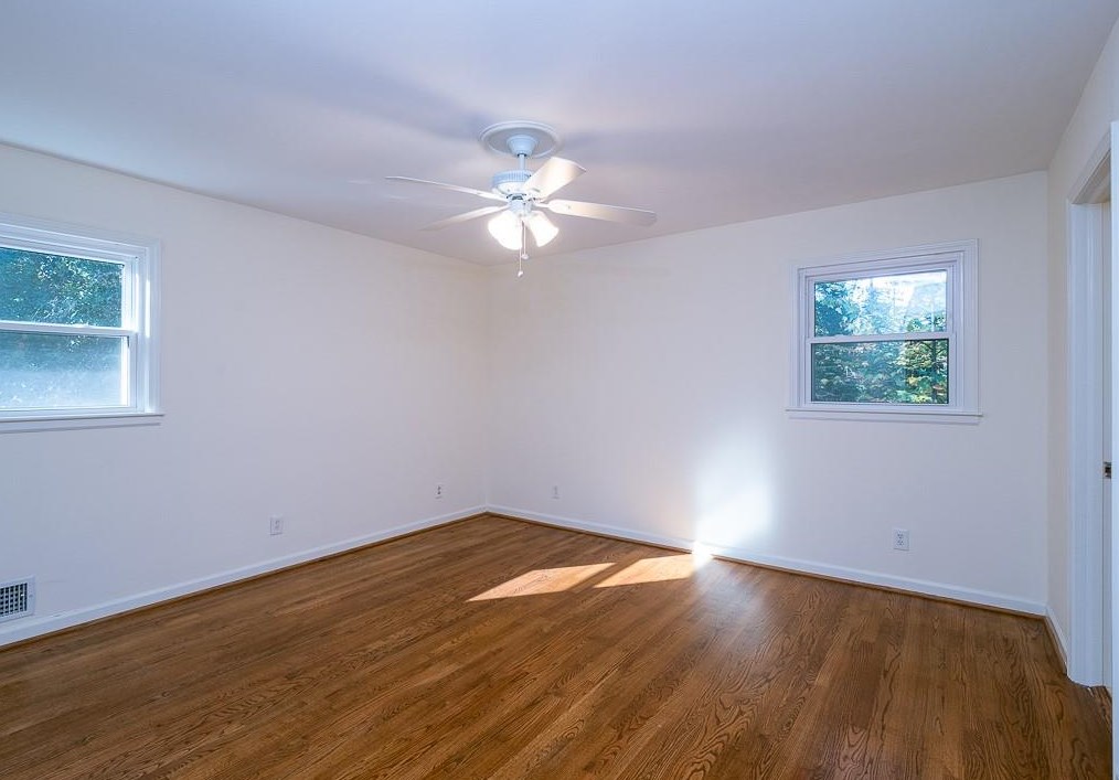 6560 Williamson Dr, Atlanta GA  30328-3340 exterior