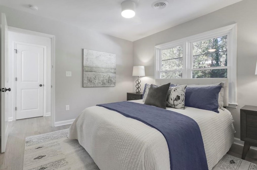 607 Densley Dr, Decatur GA  30033-5444 exterior