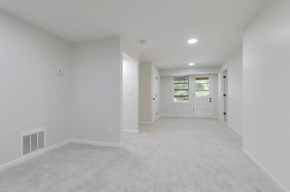 607 Densley Dr, Decatur GA  30033-5444 exterior