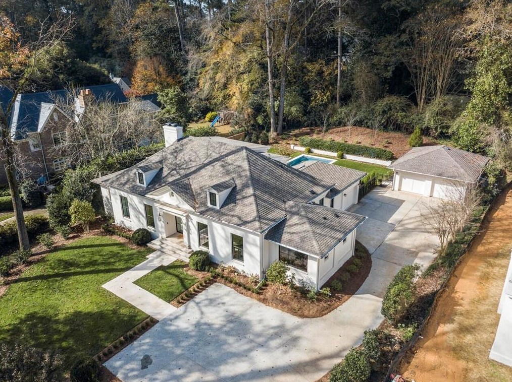 447 Valley Rd, Atlanta GA  30305-1028 exterior