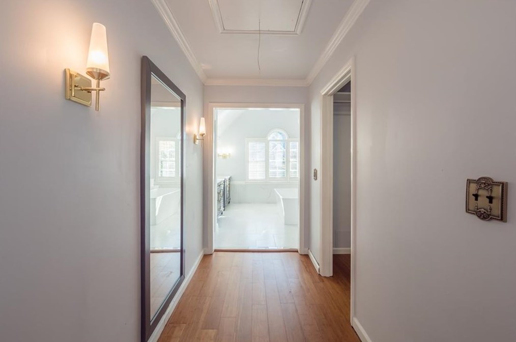 10410 Groomsbridge Rd, Alpharetta GA 30022-6029 exterior