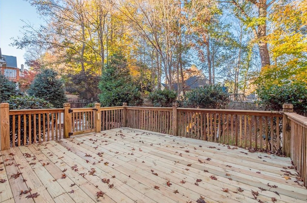 10410 Groomsbridge Rd, Alpharetta GA 30022-6029 exterior