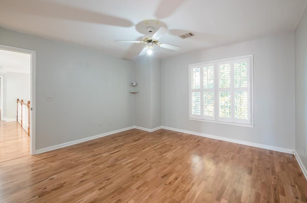 10410 Groomsbridge Rd, Alpharetta GA 30022-6029 exterior