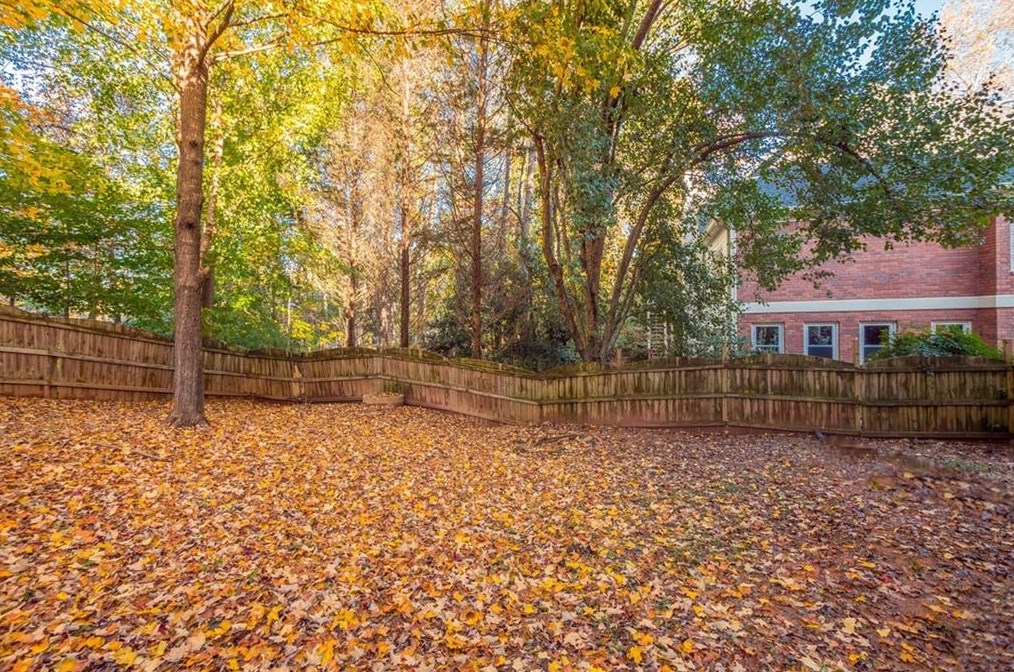 10410 Groomsbridge Rd, Alpharetta GA 30022-6029 exterior