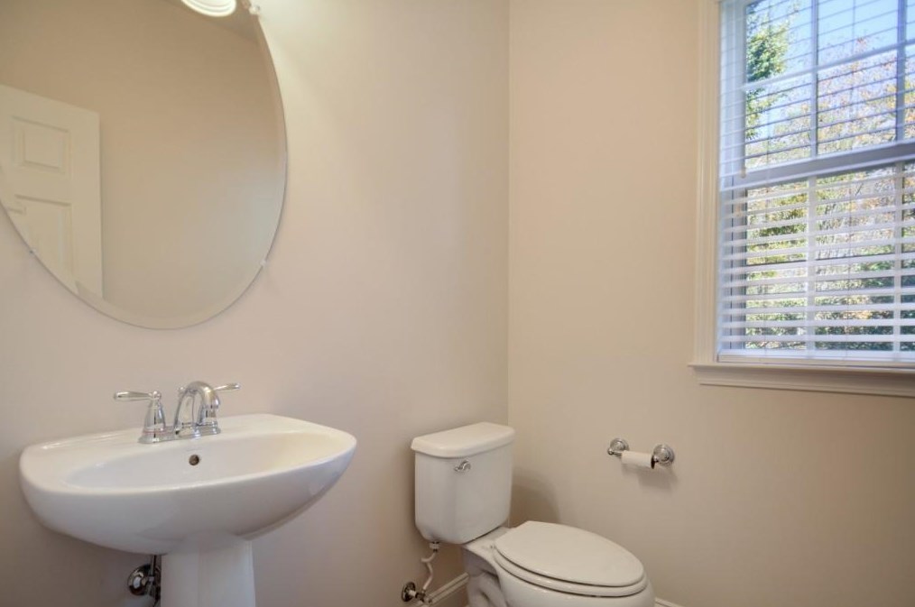 5 Highgate Trl, Decatur GA 30030-1334 exterior