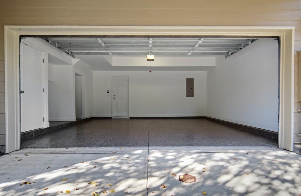 5 Highgate Trl, Decatur GA 30030-1334 exterior