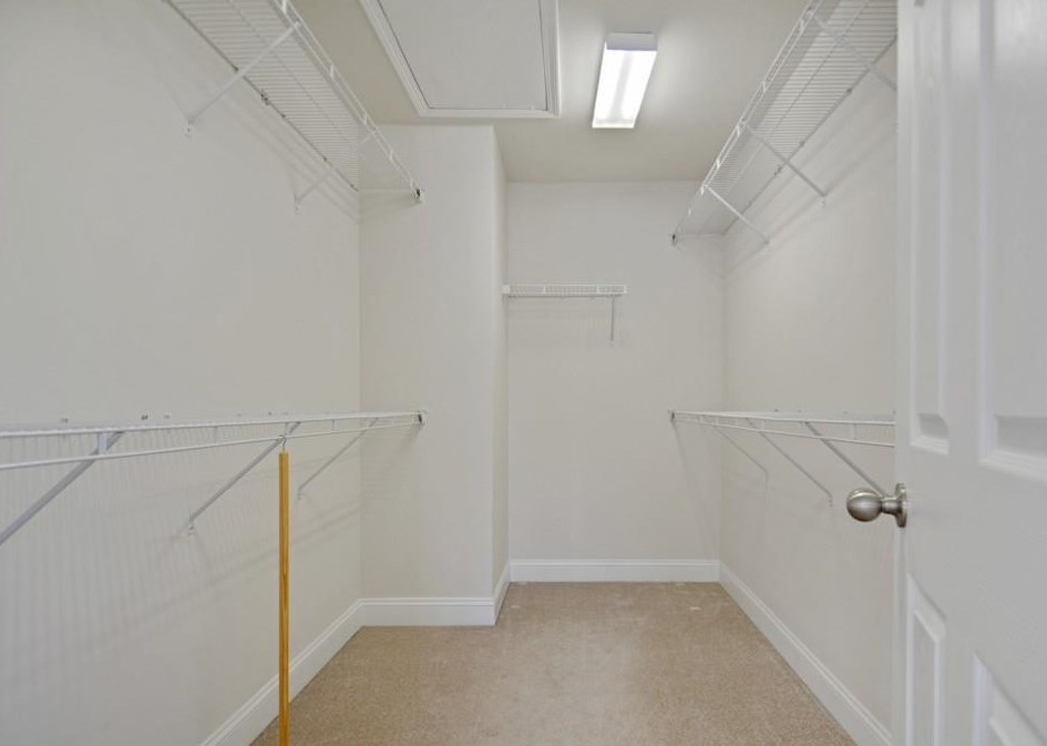 5 Highgate Trl, Decatur GA 30030-1334 exterior