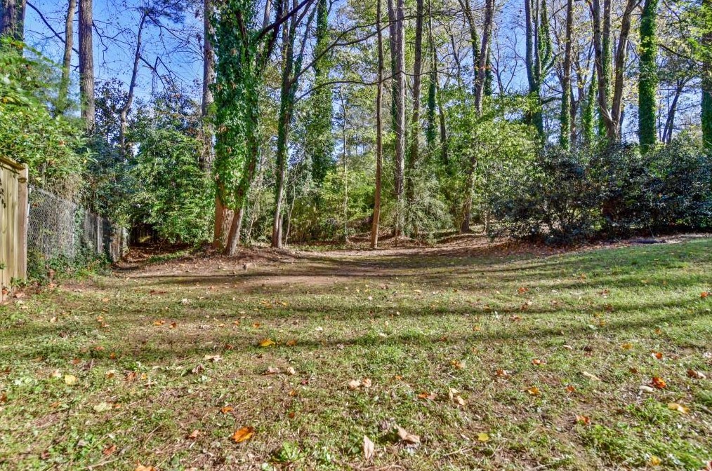 3803 Watkins Pl, Atlanta GA  30319-1828 exterior