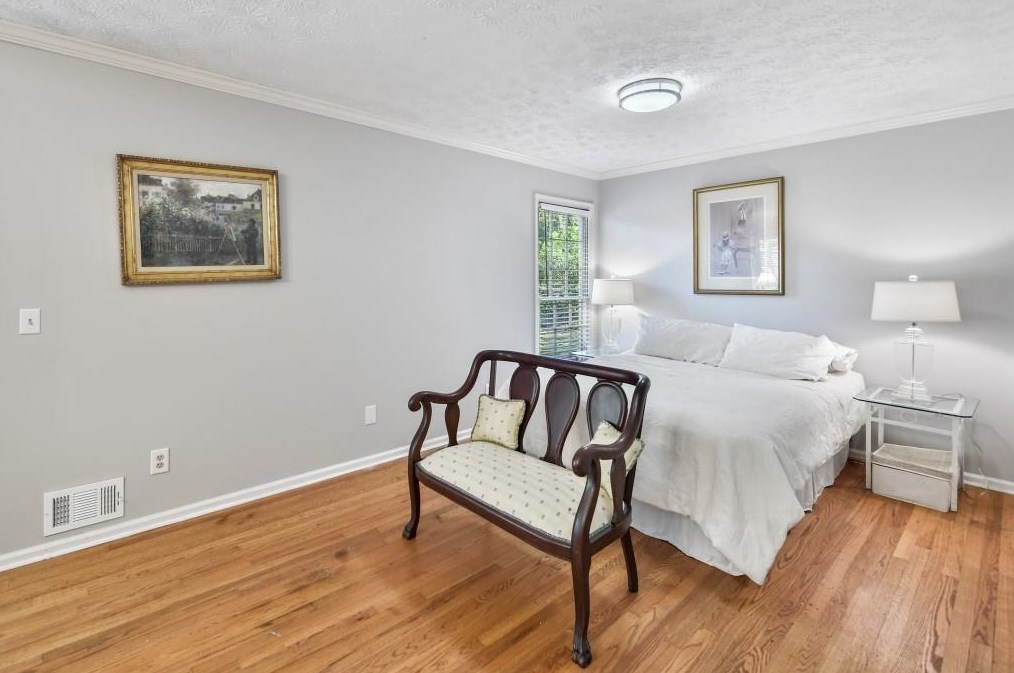3803 Watkins Pl, Atlanta GA  30319-1828 exterior