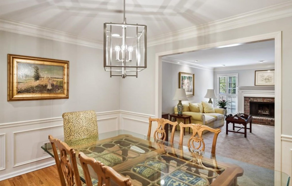 3803 Watkins Pl, Atlanta GA  30319-1828 exterior