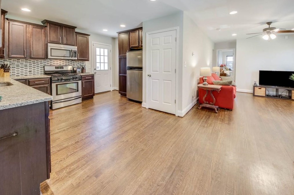 1835 Winthrop Dr, Atlanta GA  30316-1713 exterior