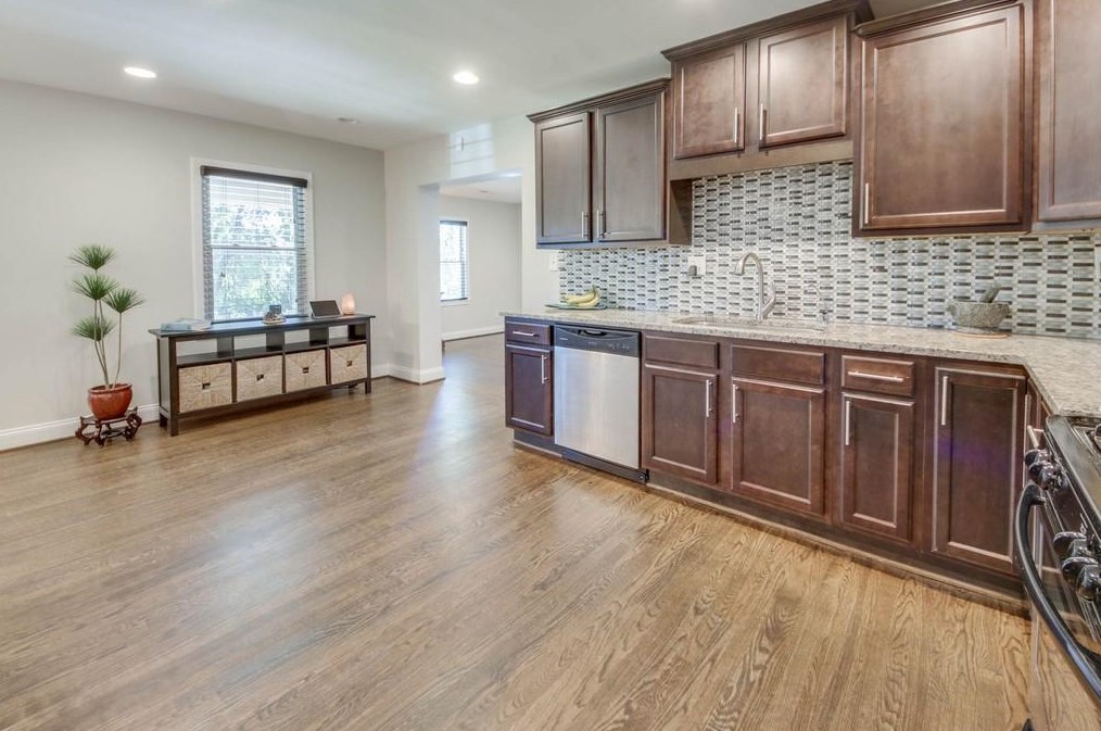 1835 Winthrop Dr, Atlanta GA  30316-1713 exterior