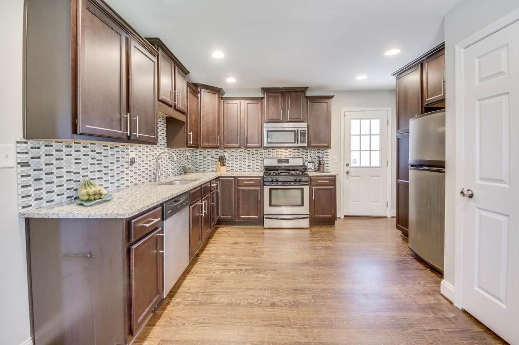 1835 Winthrop Dr, Atlanta GA  30316-1713 exterior