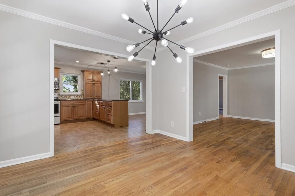 1022 Shepherds Ln, Atlanta GA 30324-4612 exterior