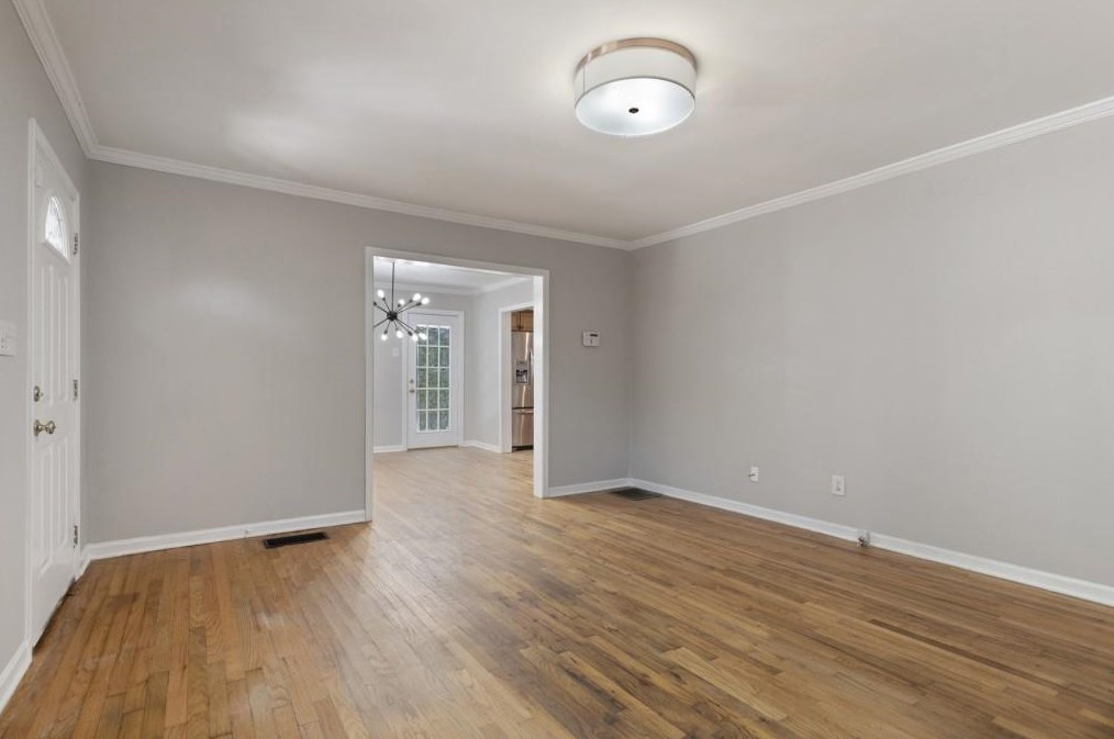 1022 Shepherds Ln, Atlanta GA 30324-4612 exterior